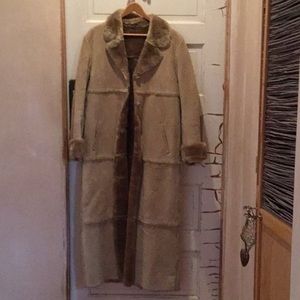 Brandon Thomas coat